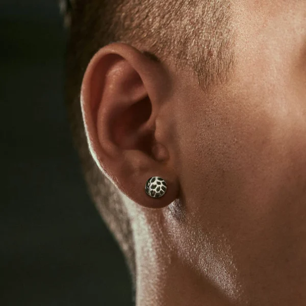 Arkai Orphic | Clou D’oreille En Acier Inoxydable Argenté à Finition Martelée – 8 Mm Livraison internationale 3