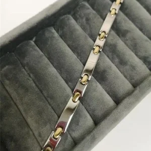 Neuve avec étiquette Mirr’or –  BRACELETS : H-11 7