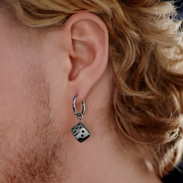 prix abordable Lucleon Boucle D’oreille En Acier Argenté Avec Pendentif Dé 5