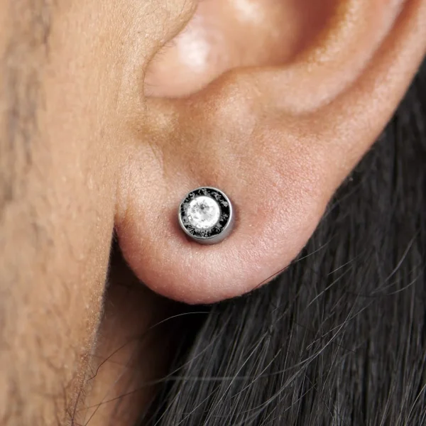 Fort Tempus Boucle D’oreille Magnétique à Cristaux Noirs Et Translucides De 8 Mm boutique en ligne 7