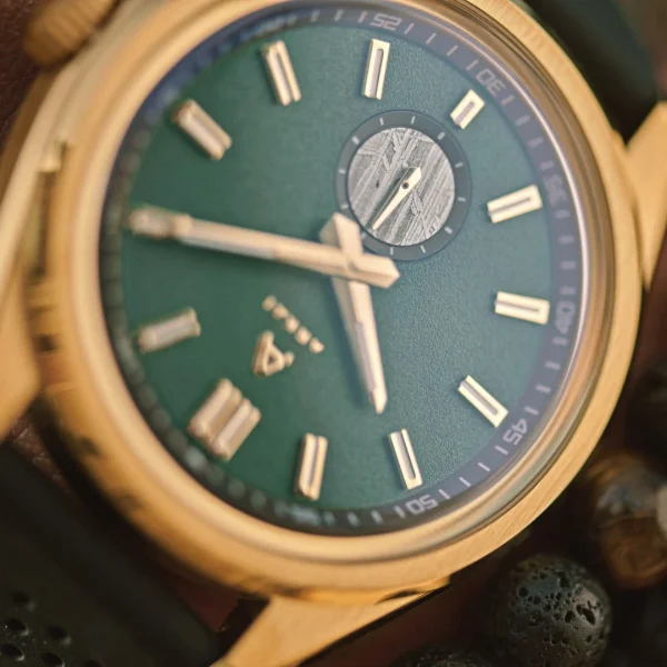 REMISE allant jusqu. Arkai Mond | Montre Meteorite En Acier Inoxydable Couleur Vert Et Or 3