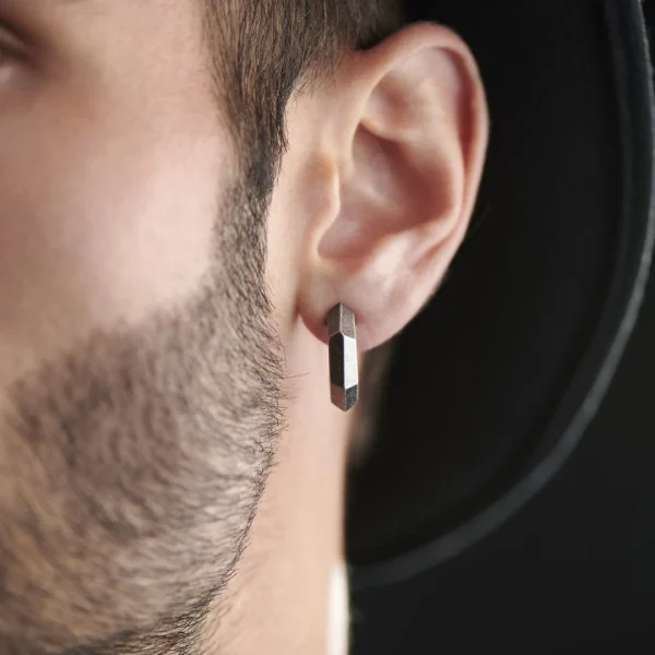 Moody Mason Boucle D’oreille Jax Crochet En Acier Gris Foncé Protections acheteurs 4