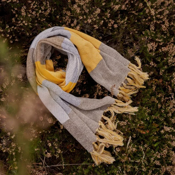 Sidegren Hiems | Écharpe à Carreaux En Coton Recyclé Marron Et Jaune à prix d'occasion 3