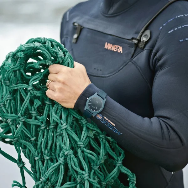 à prix d'occasion Waykins Recapture | Montre Bleue En Matériaux Recyclés 4