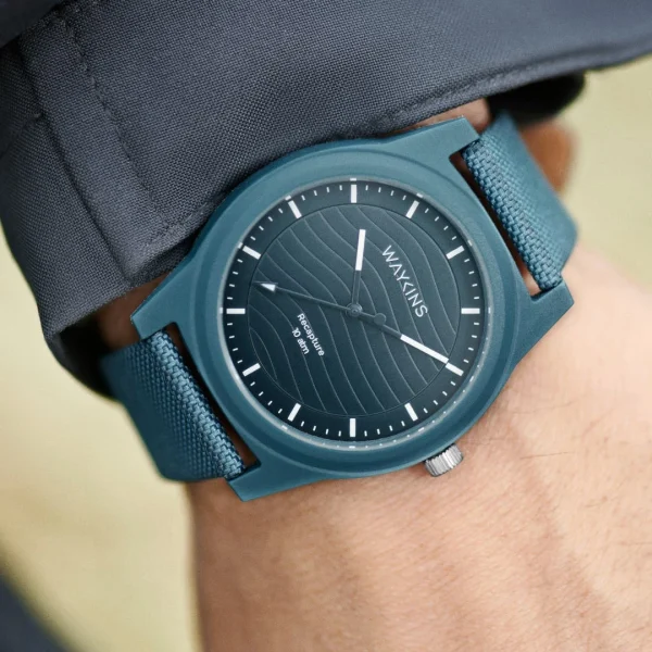 à prix d'occasion Waykins Recapture | Montre Bleue En Matériaux Recyclés 3